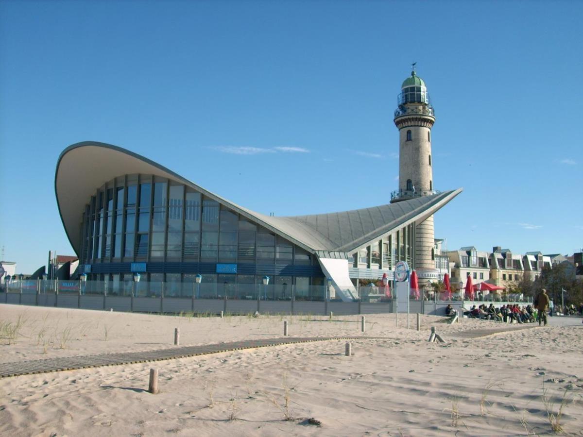Haus Vier Freunde, Gabor Apartment Rostock Bagian luar foto