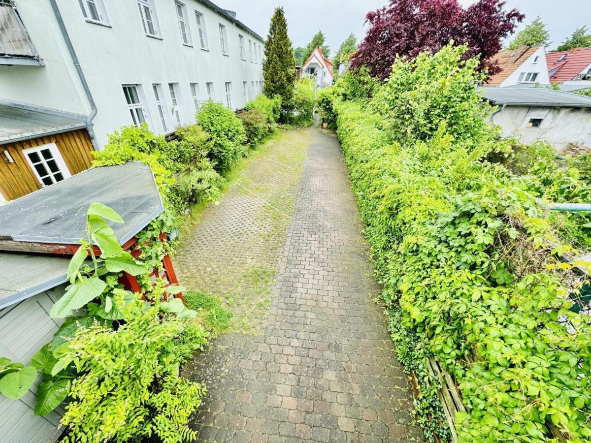 Haus Vier Freunde, Gabor Apartment Rostock Bagian luar foto